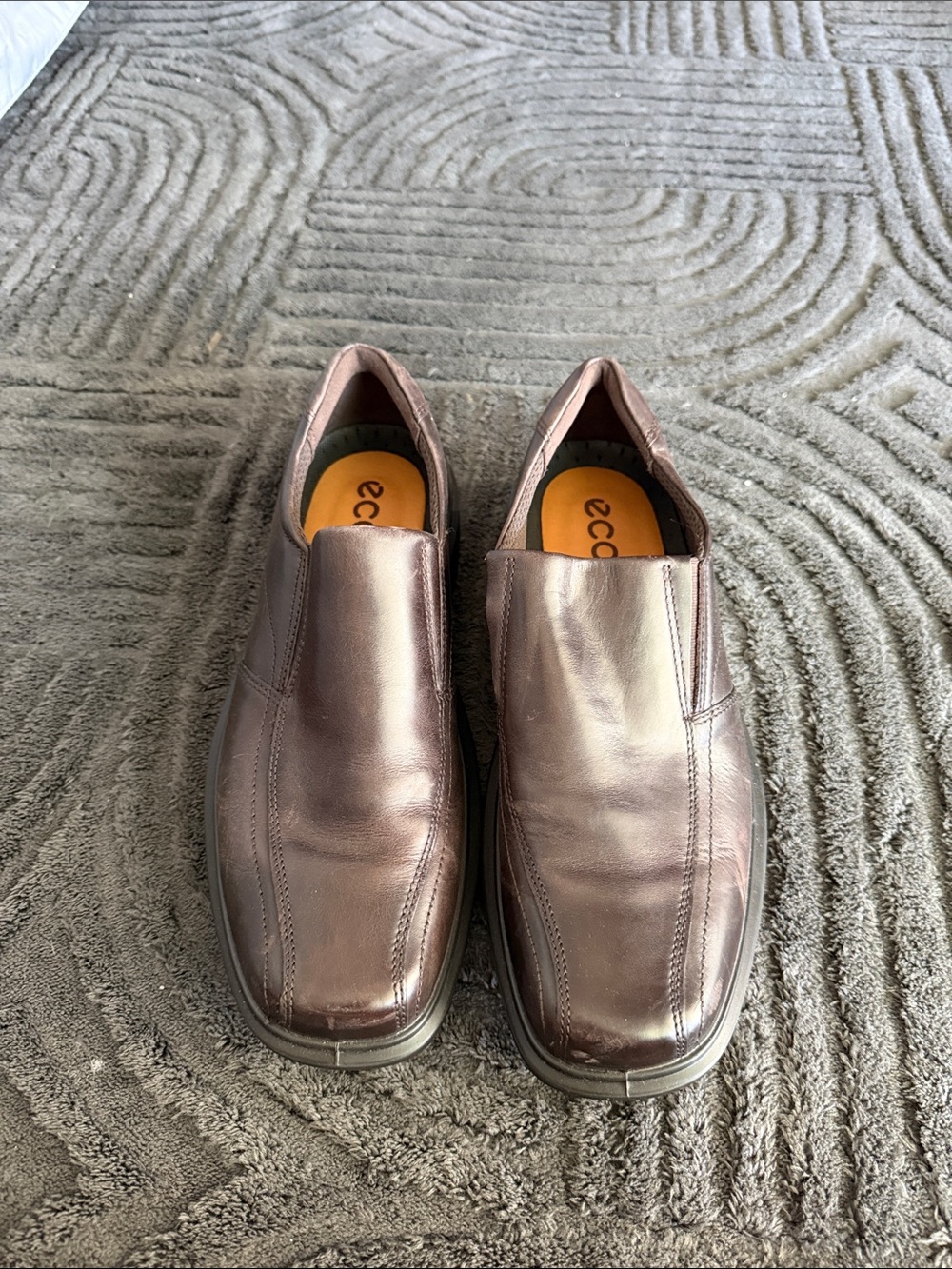 ECCO Men's Slip-On Loafers in Metallic Brown